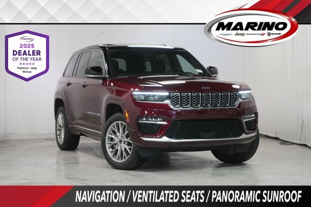 PRE-OWNED 2023 JEEP GRAND CHEROKEE SUMMIT 4XE WITH NAVIGATION & 4WD