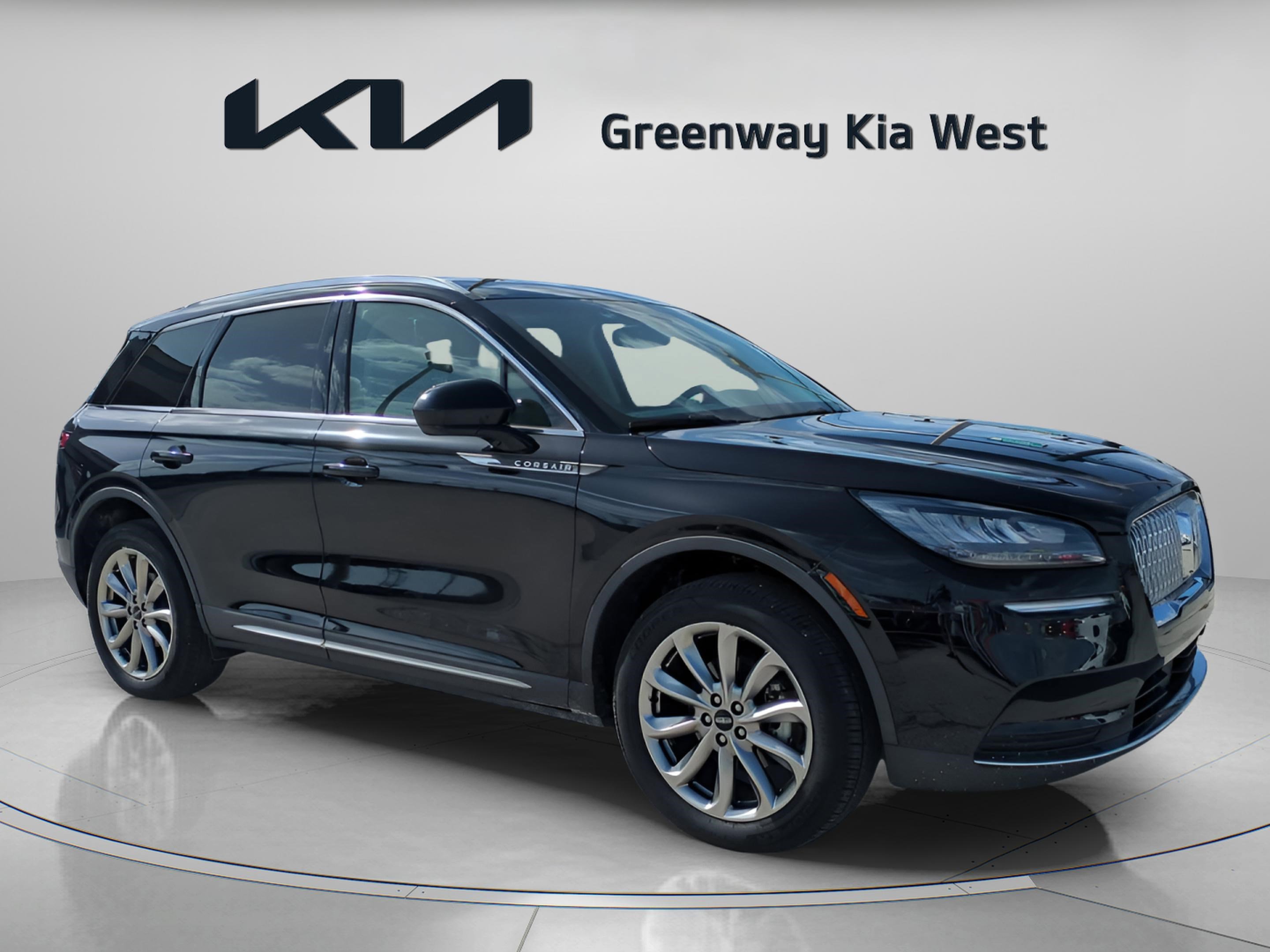 2022 Lincoln Corsair Base's photo