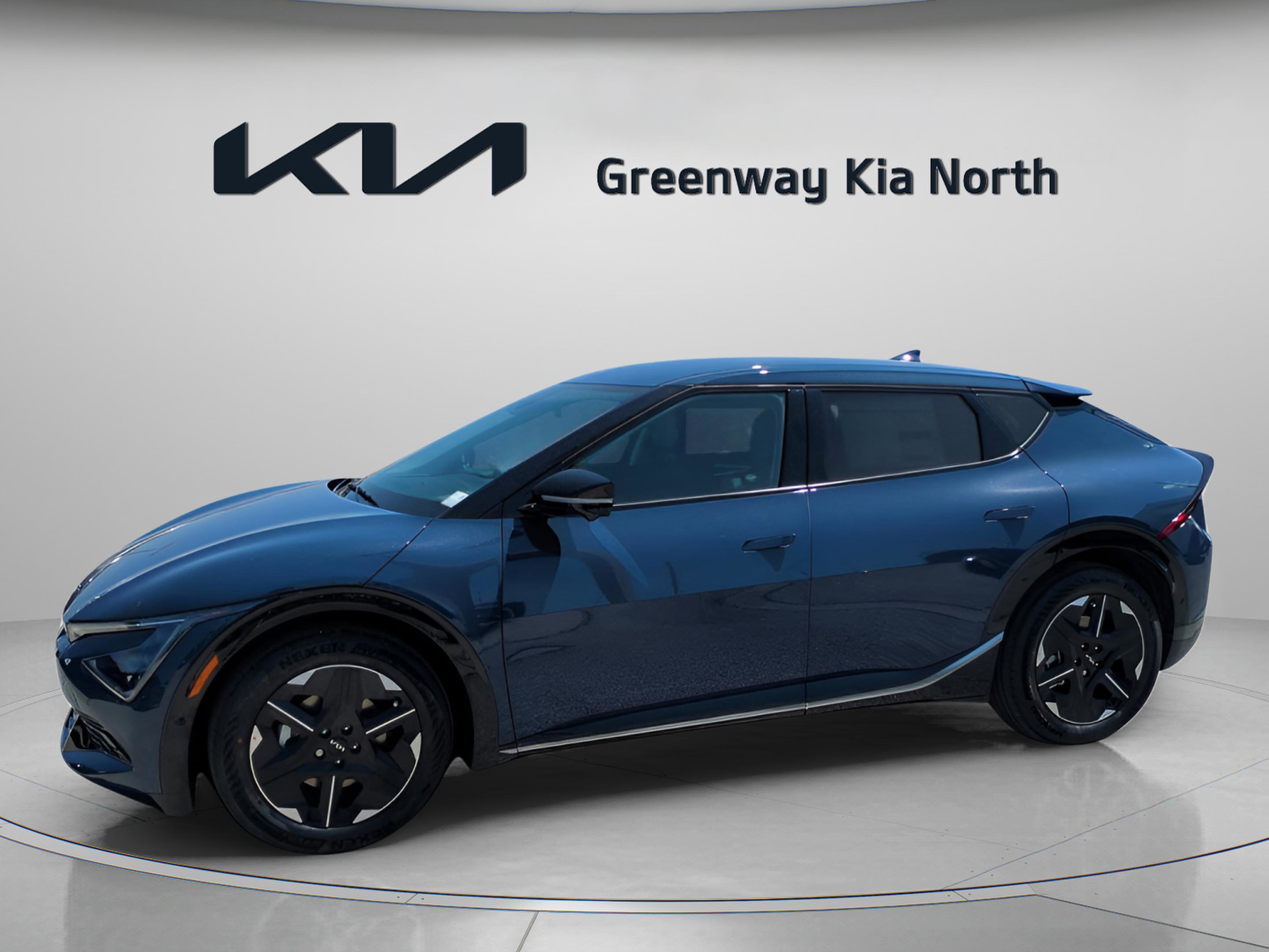 2025 Kia EV6 Wind photo 3