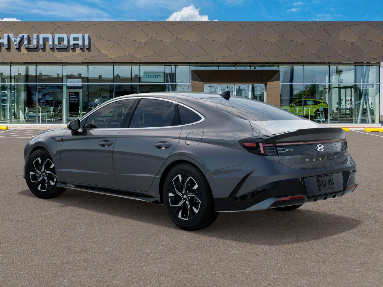 2025 Hyundai Sonata SEL photo 3