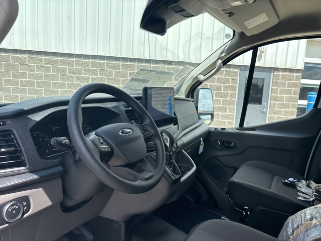 2025 Ford Transit Cargo Van photo 16