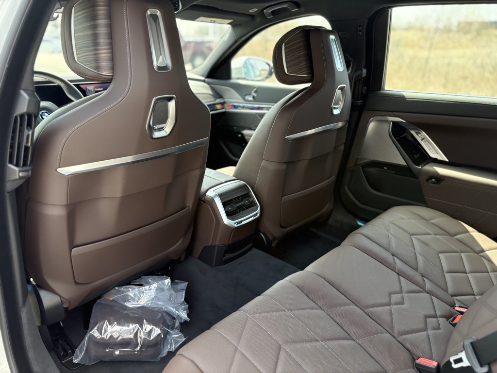 2025 Bmw i7 xDrive60 photo 19