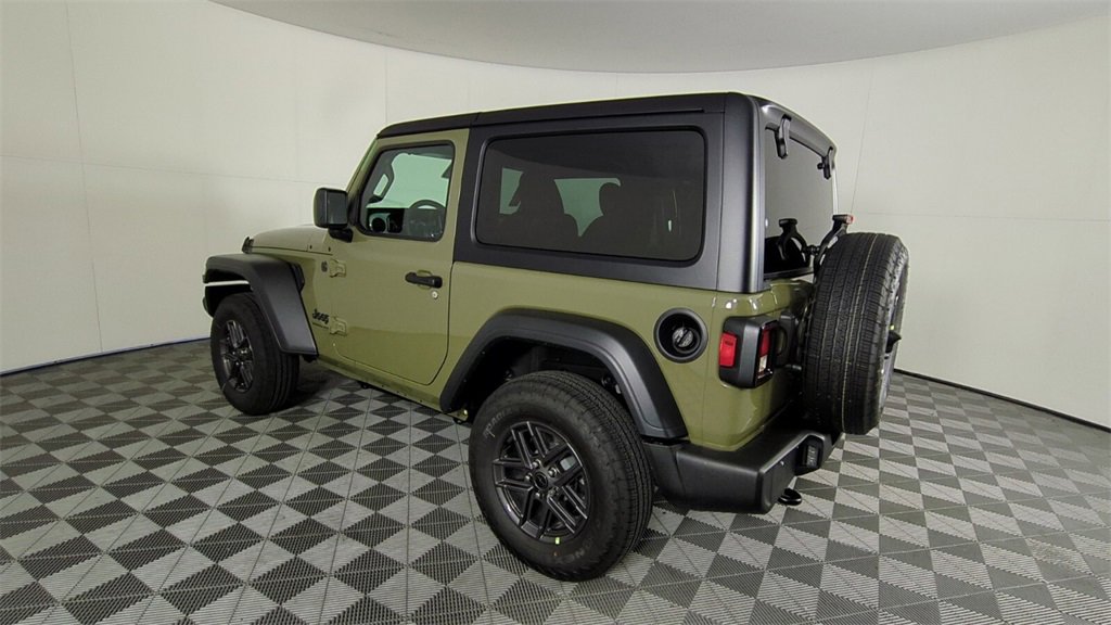 2025 Jeep Wrangler Sport S photo 4