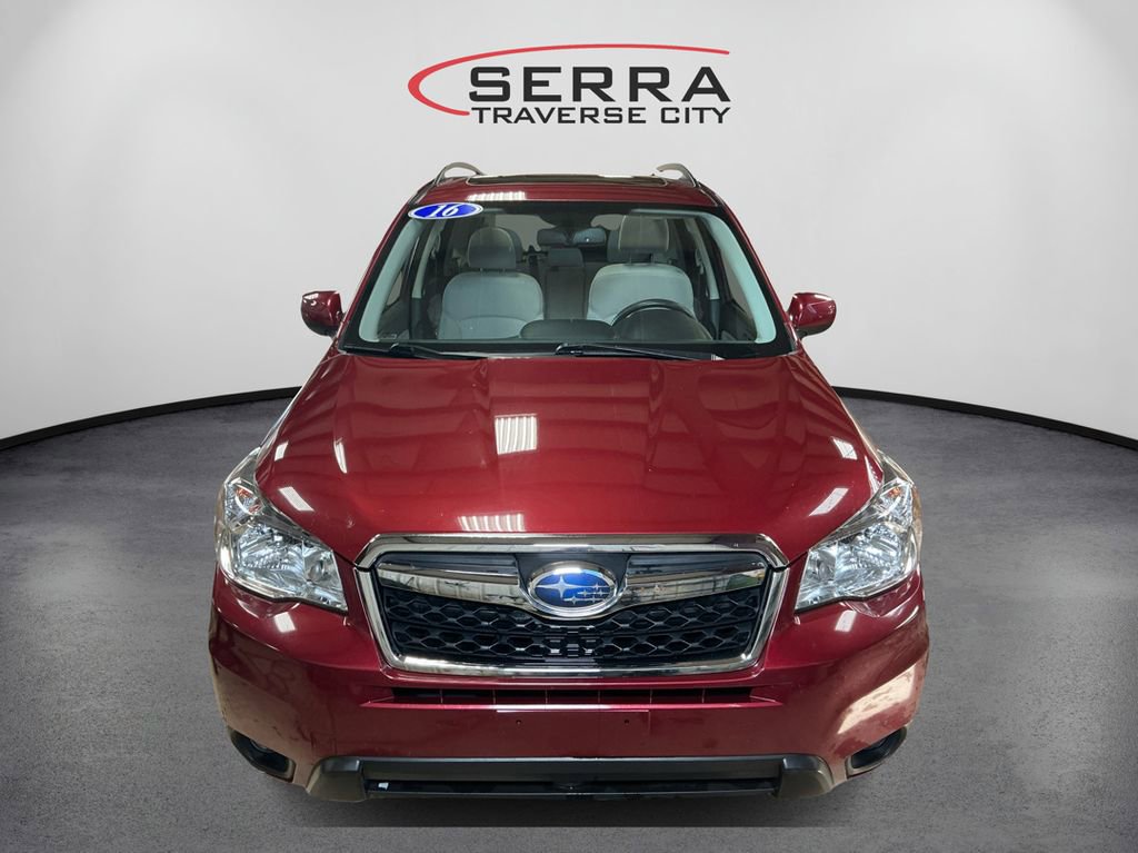 2016 Subaru Forester 2.5i Premium photo 2