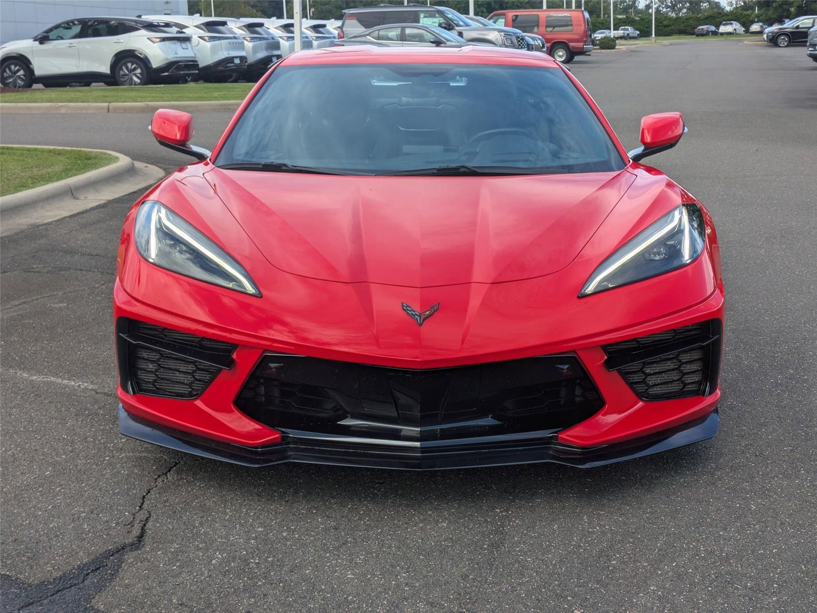 2021 Chevrolet Corvette Stingray 2LT photo 2