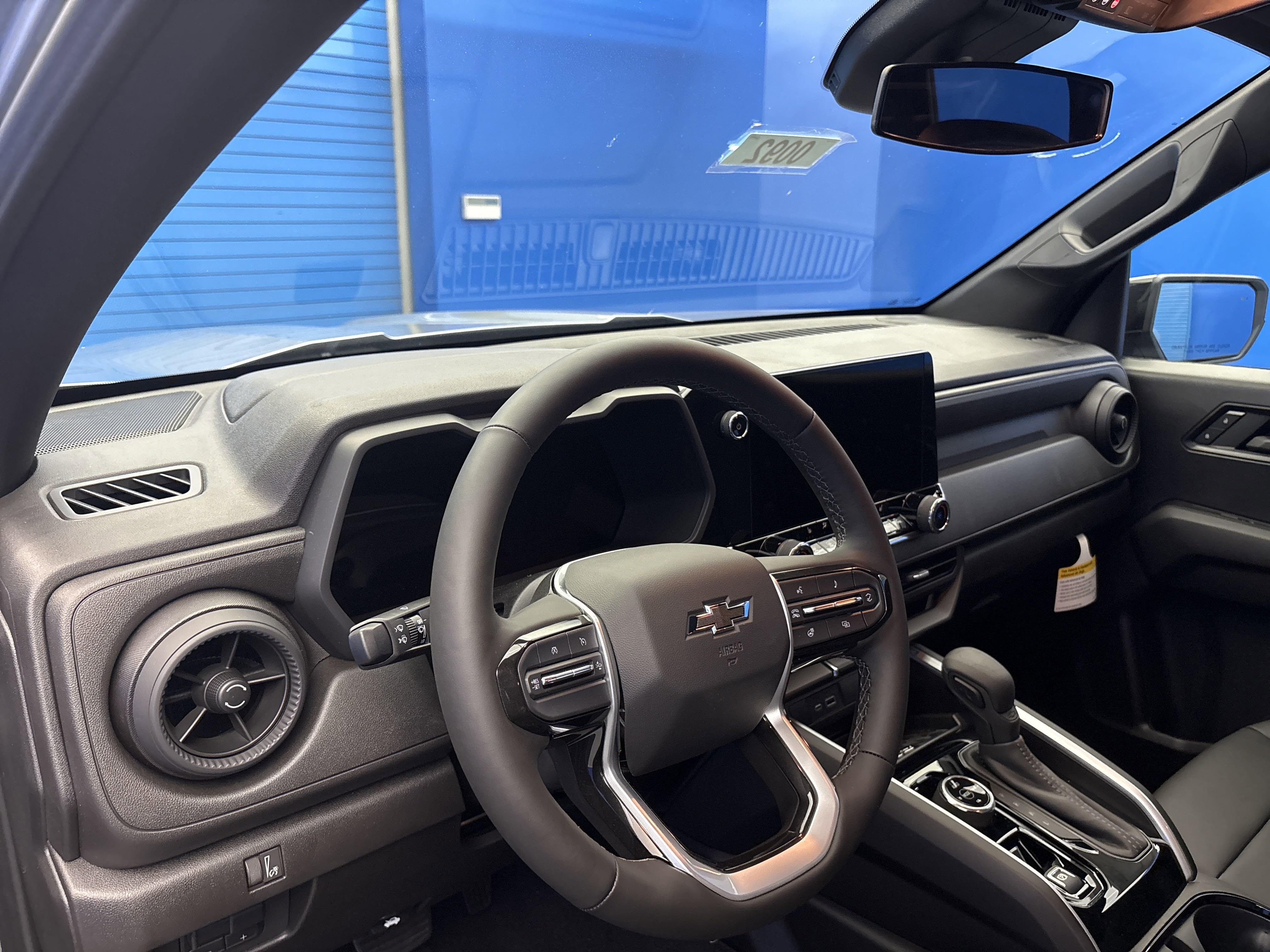 2026 Chevrolet Colorado Trail Boss photo 11