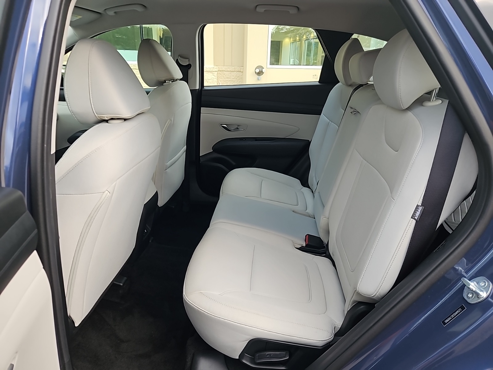 2025 Hyundai Tucson SE photo 4