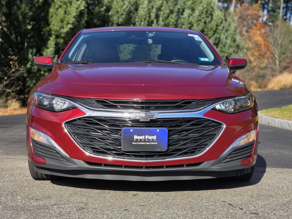 2024 Chevrolet Malibu RS photo 2