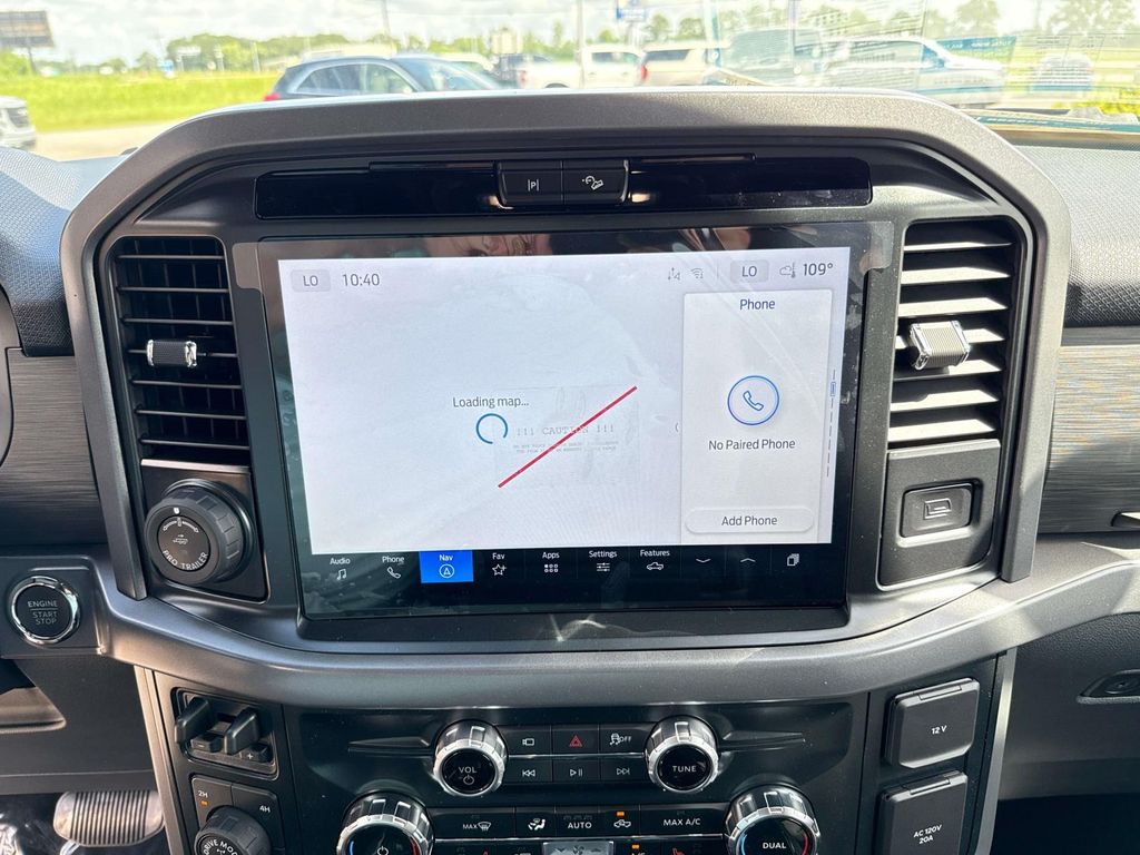 2025 Ford F-150 XLT photo 11