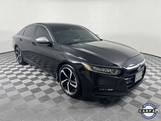 2019 Honda Accord LX's photo
