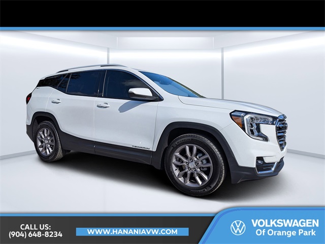 2024 GMC Terrain SLT's photo