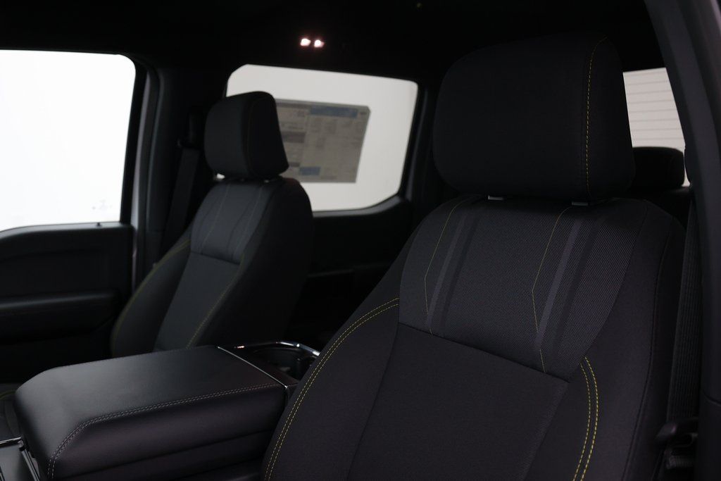 2025 Ford F-150 STX photo 9