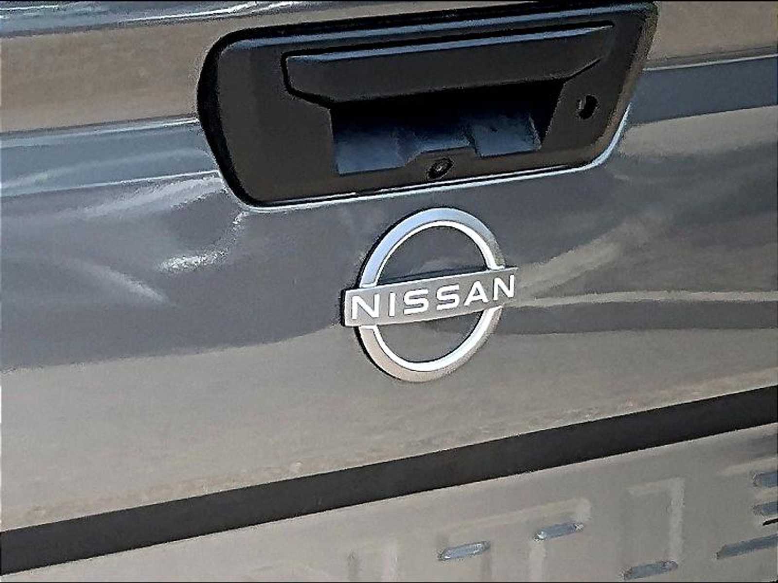 2025 Nissan Frontier SV photo 27