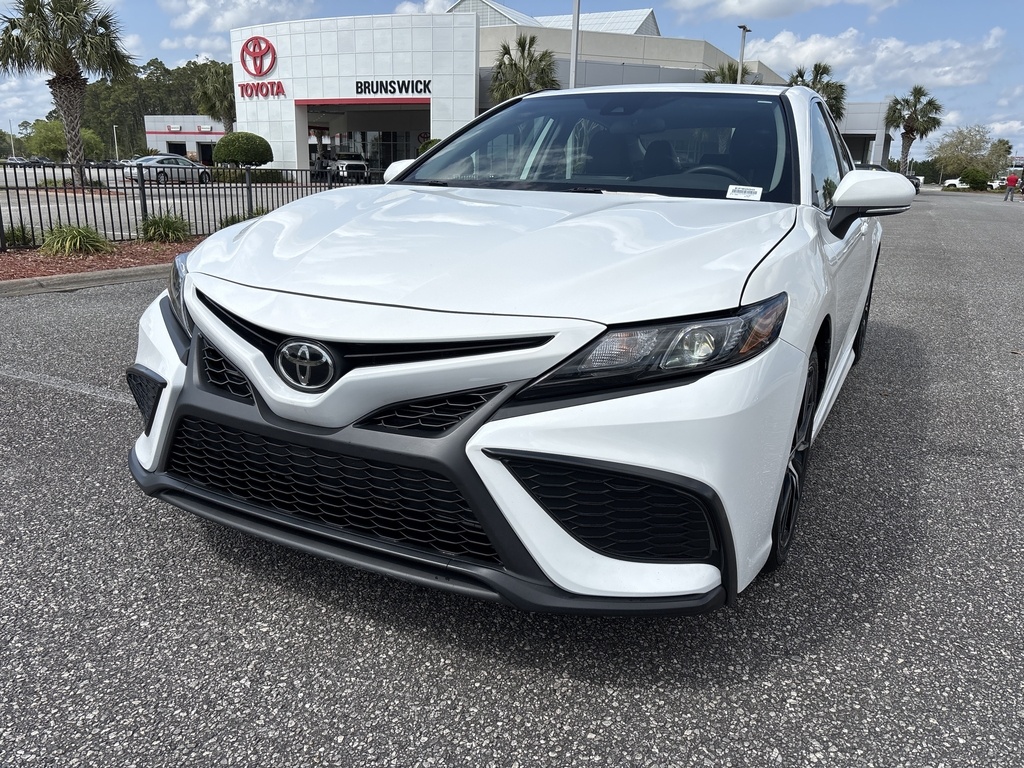 2023 Toyota Camry SE photo 11