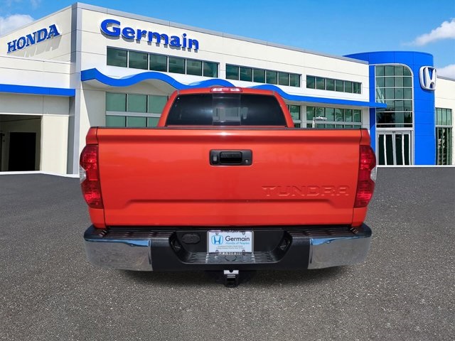 2017 Toyota Tundra SR5 photo 4