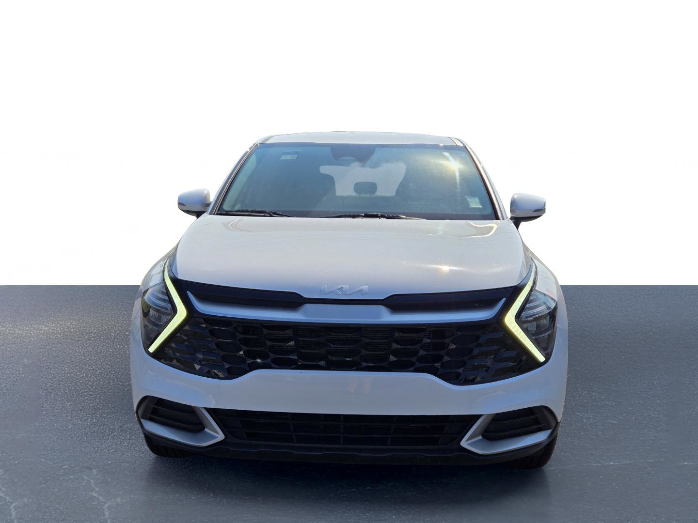 2023 Kia Sportage EX photo 2
