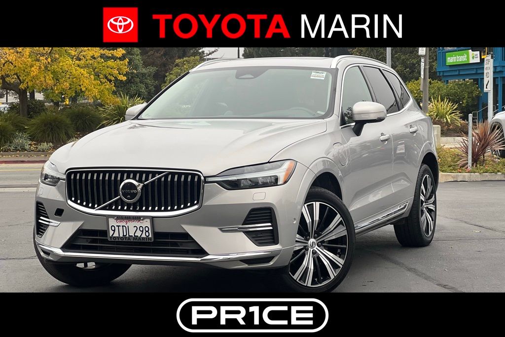 2022 Volvo XC60 Inscription's photo