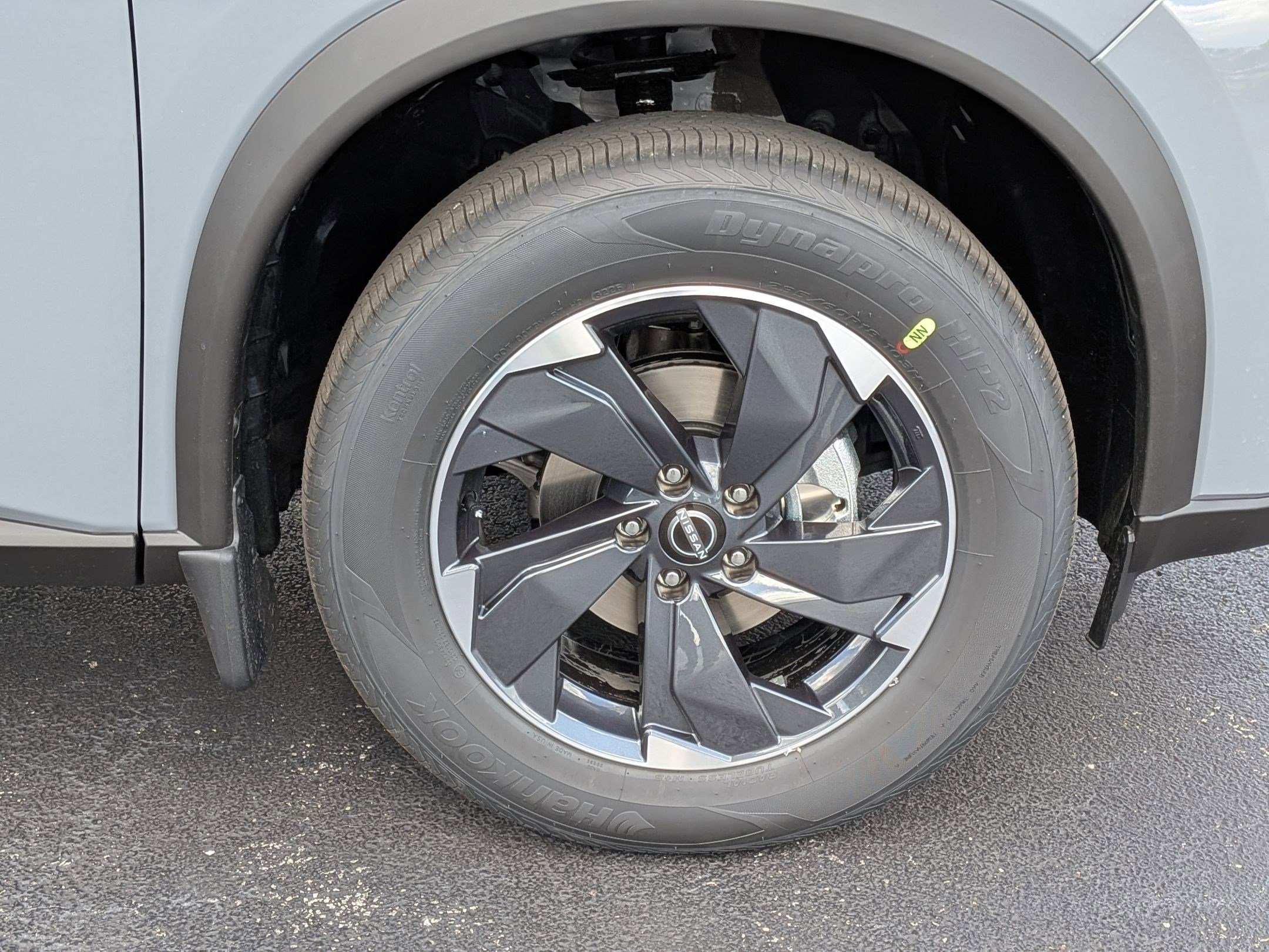 2026 Nissan Rogue SV photo 23
