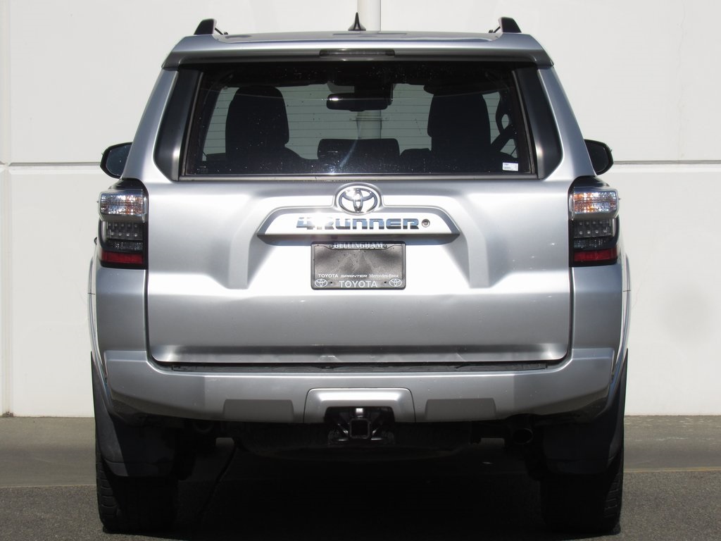 2020 Toyota 4Runner SR5 photo 7