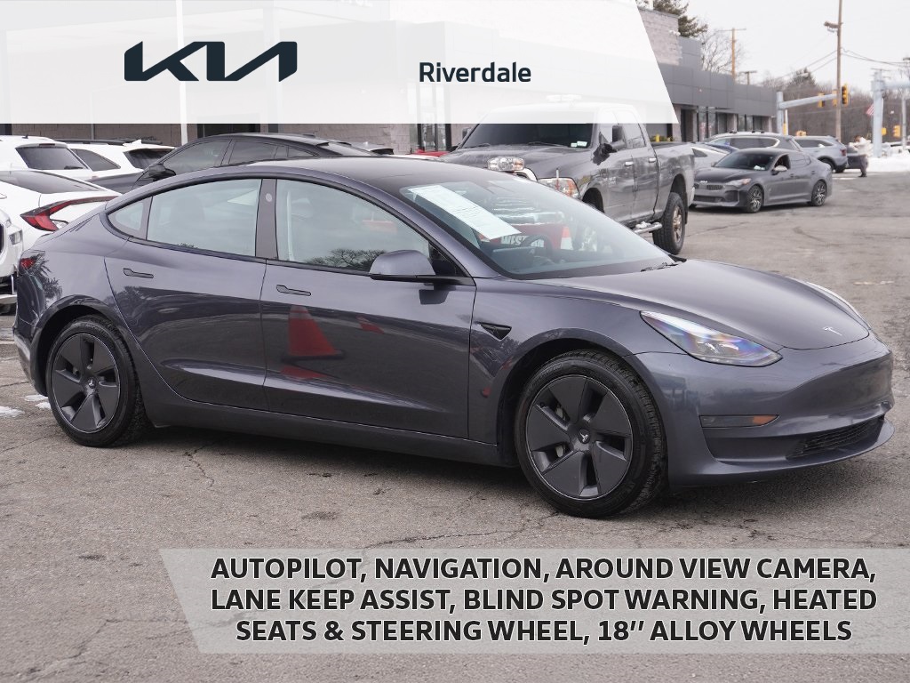 2023 Tesla Model 3 Base