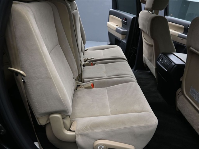 2012 Toyota Sequoia SR5 photo 22