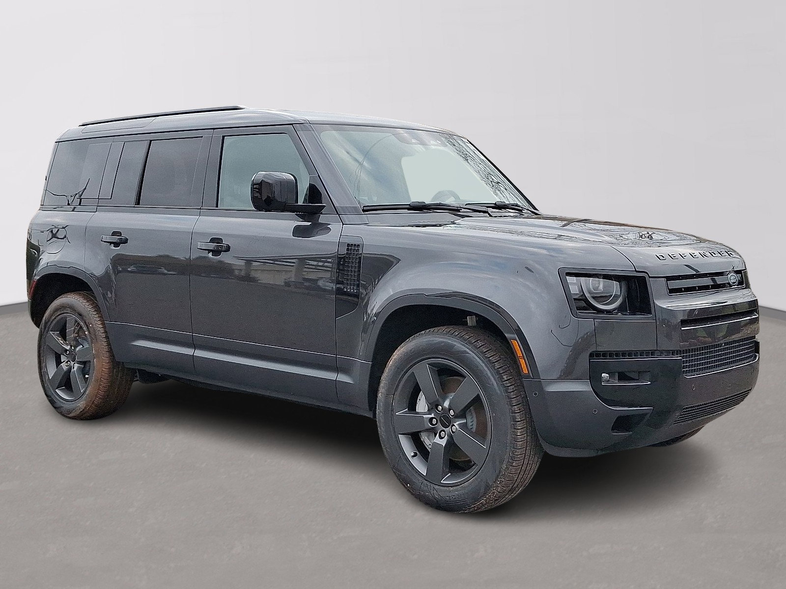 2026 Land Rover Defender S photo 2