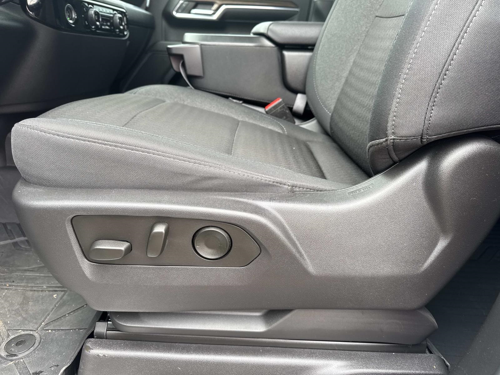 2023 Chevrolet Silverado 1500 LT photo 15