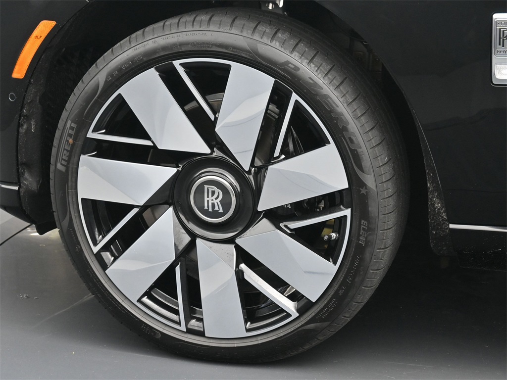2026 Rolls Royce Cullinan RR photo 7