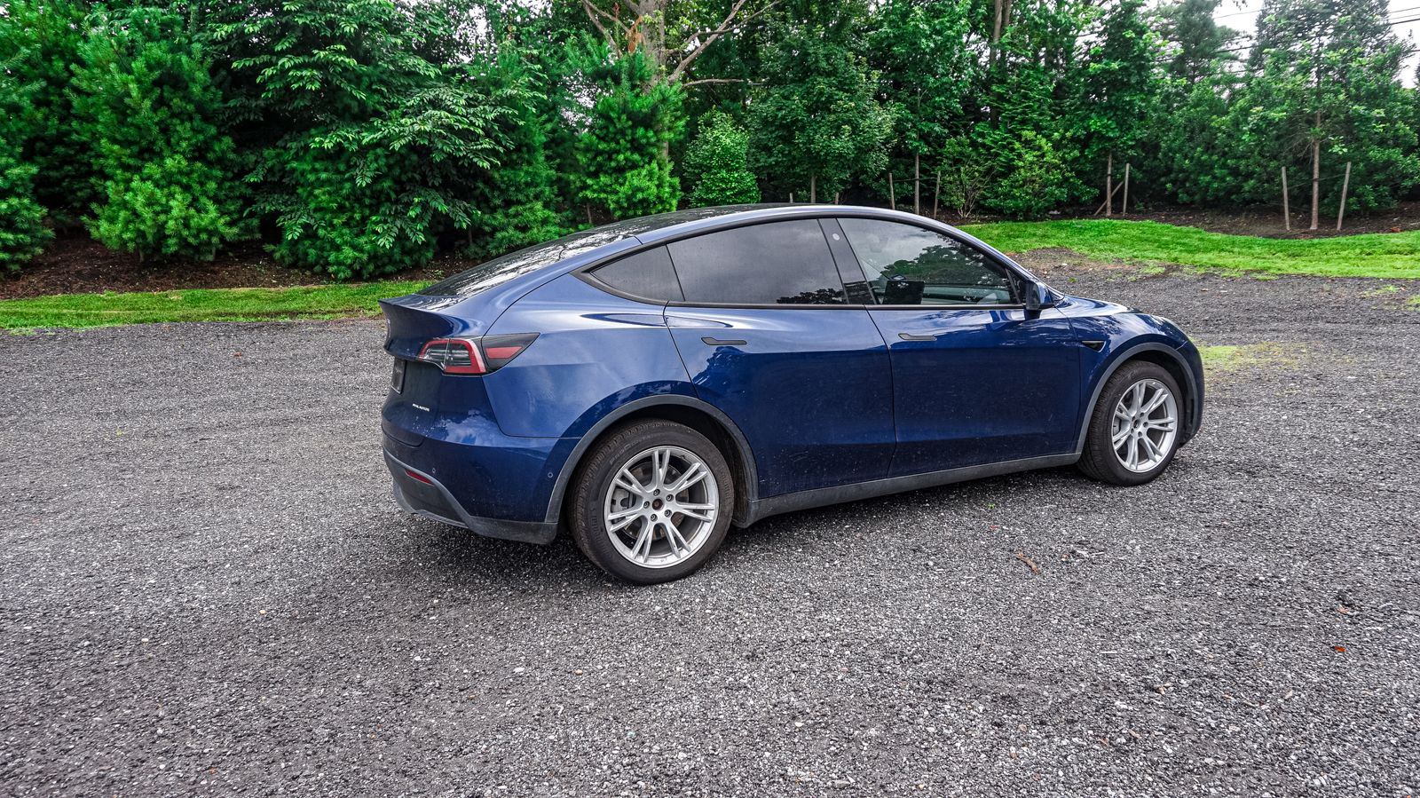 2022 Tesla Model Y Long Range photo 9