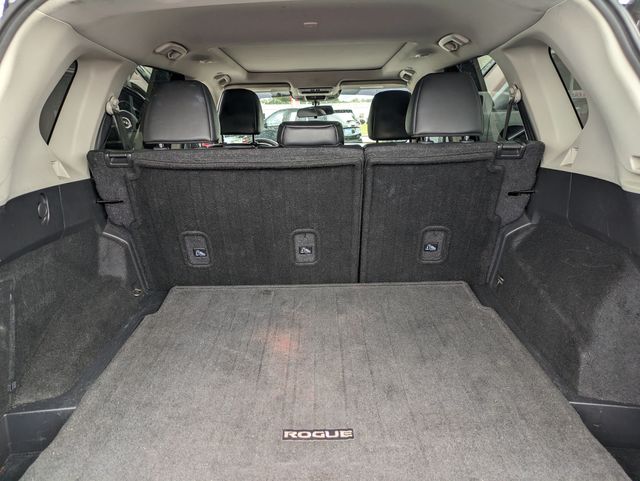 2022 Nissan Rogue SV photo 24