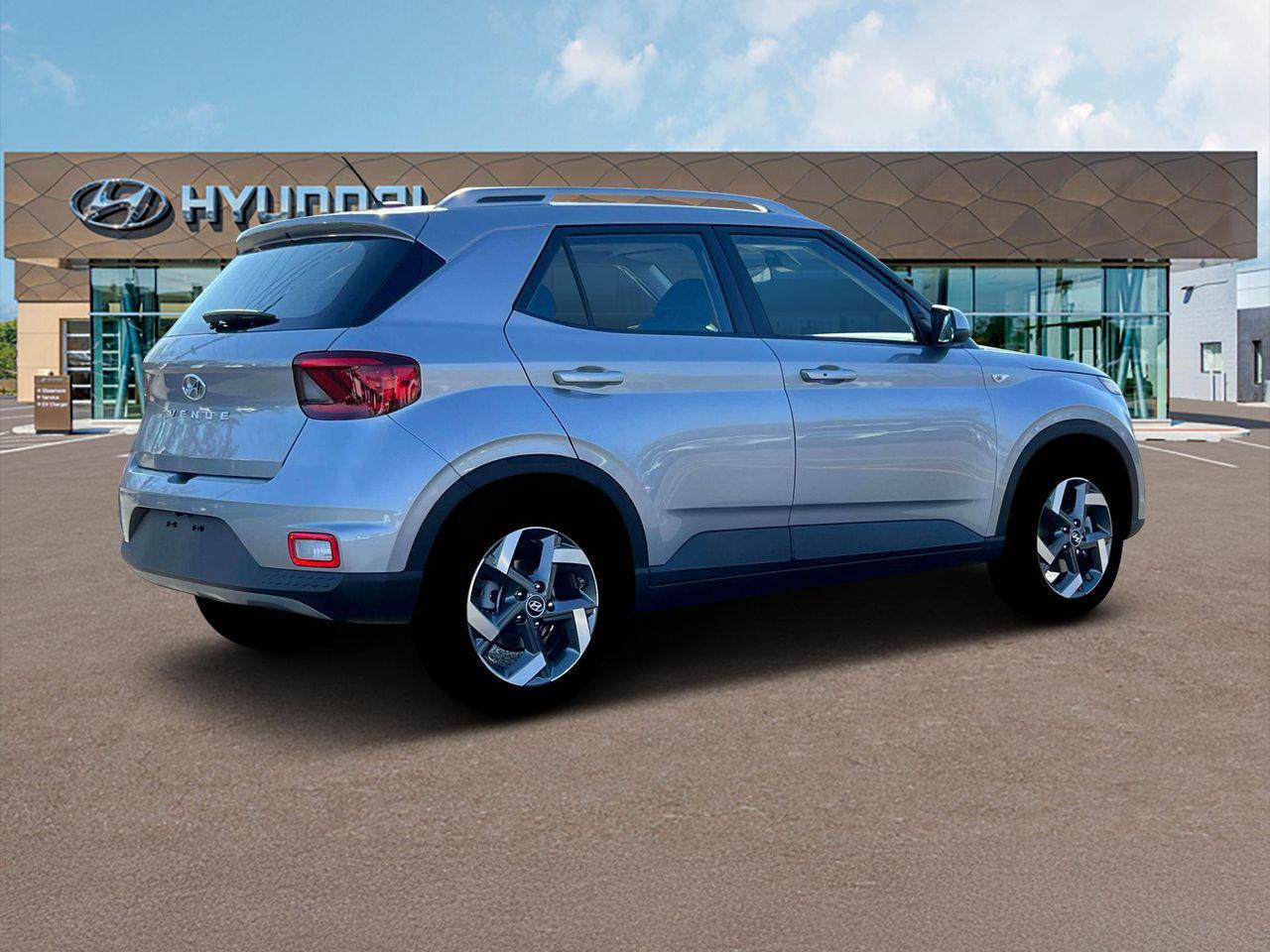2025 Hyundai Venue SEL photo 6
