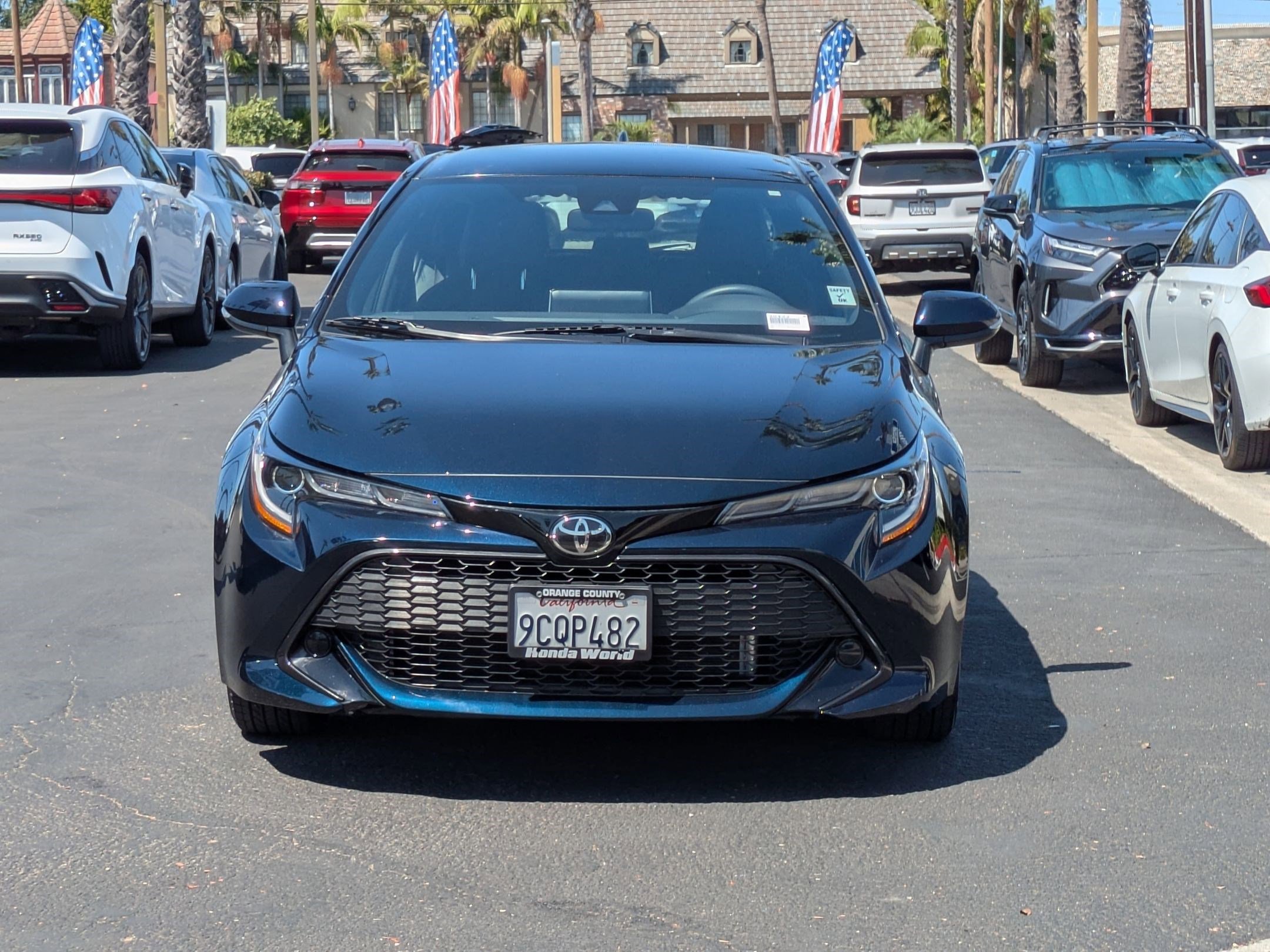 2022 Toyota Corolla SE photo 3