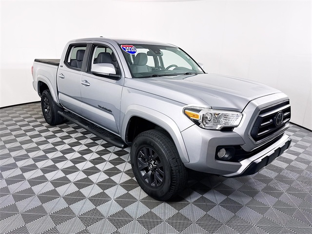 2020 Toyota Tacoma SR5's photo