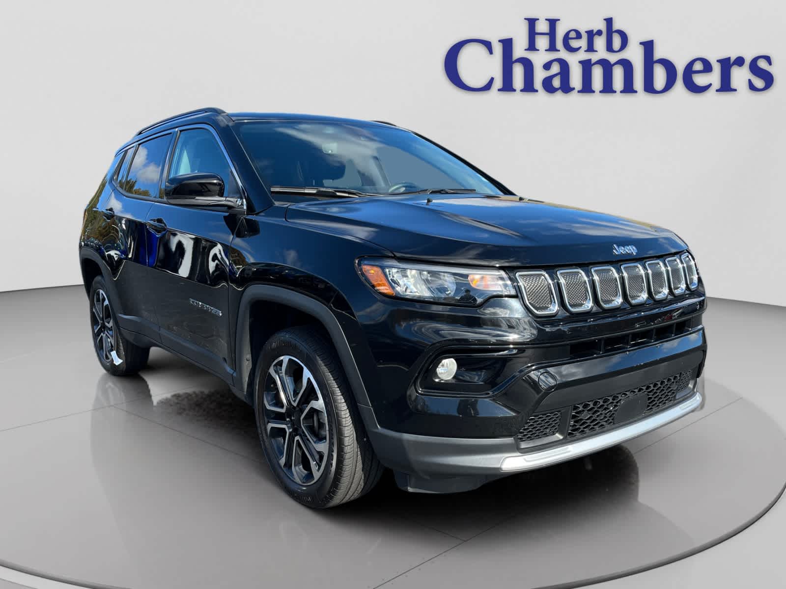 2022 Jeep Compass Limited's photo