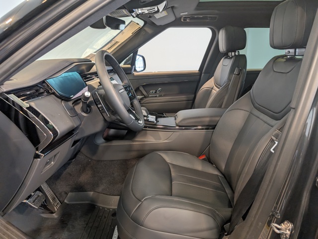 2025 Land Rover Range Rover Sport SE photo 10