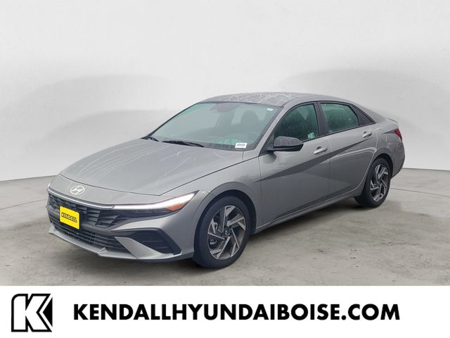 2025 Hyundai Elantra SEL's photo