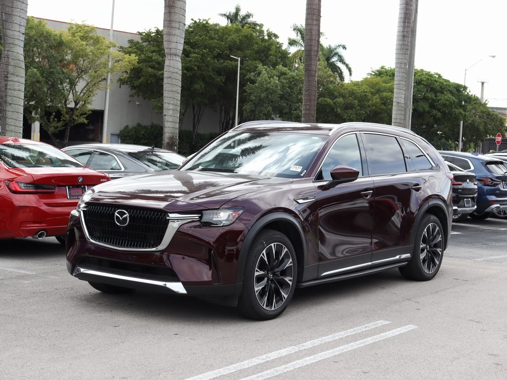2025 Mazda CX-90 Premium Plus Package's photo