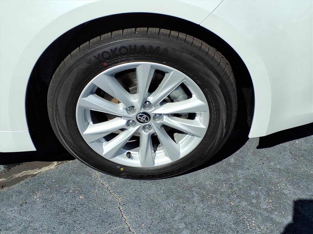 2025 Toyota Corolla SE photo 10