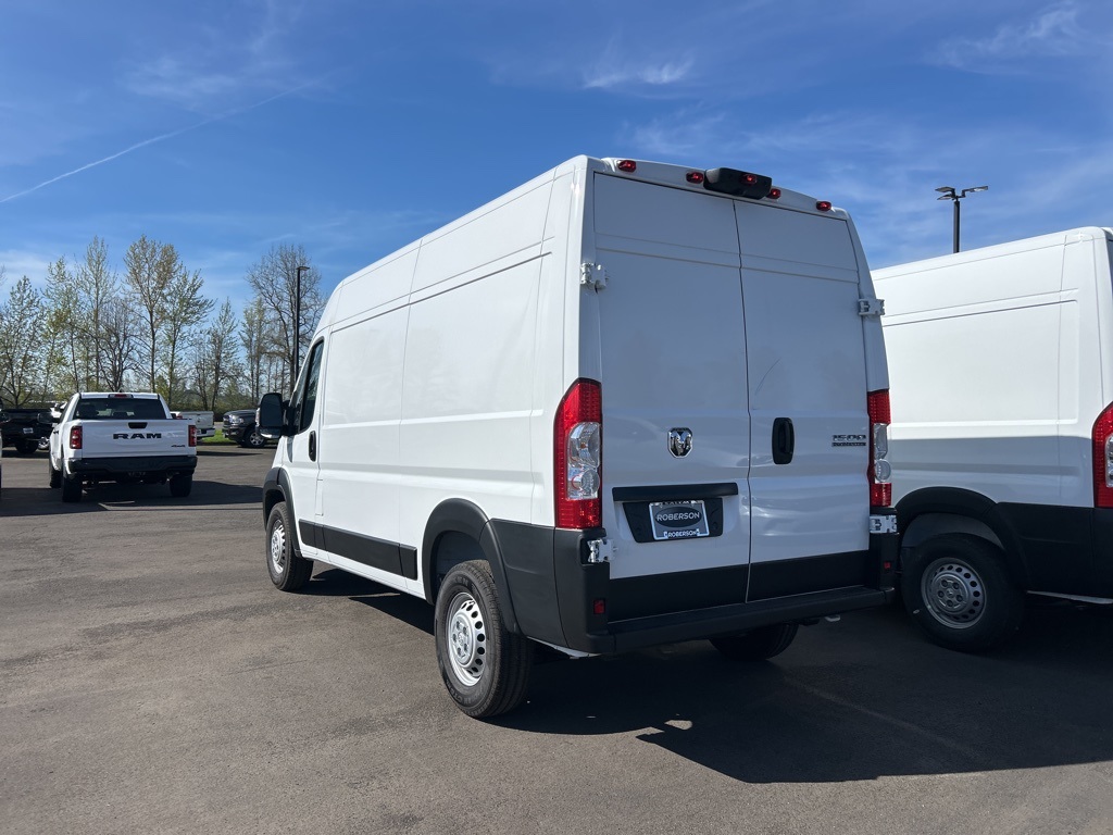 2025 Ram ProMaster 1500 photo 3