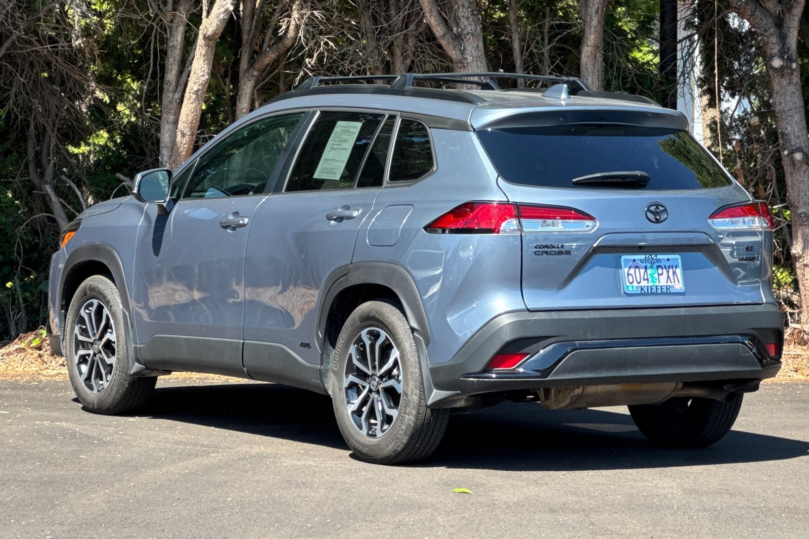 2024 Toyota Corolla Cross Hybrid SE photo 6