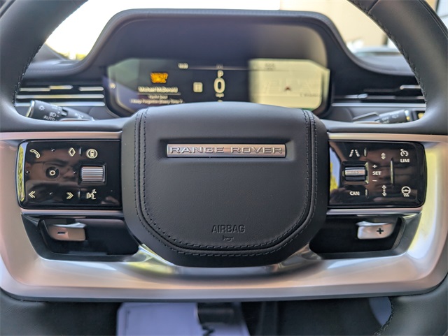 2025 Land Rover Range Rover SE photo 6