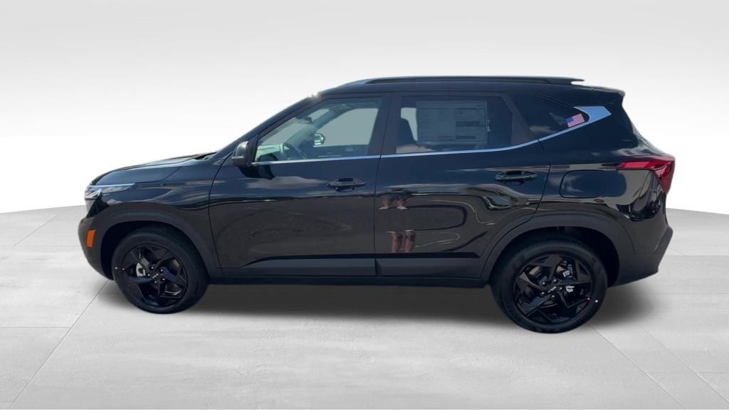 2026 Kia Seltos EX photo 3