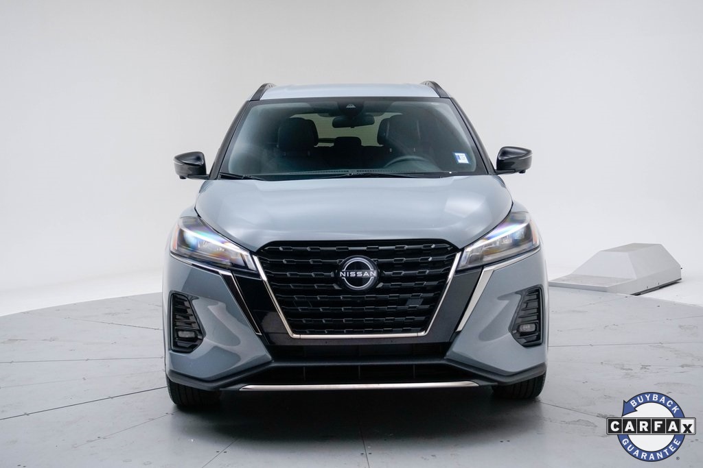 2022 Nissan Kicks SR photo 22