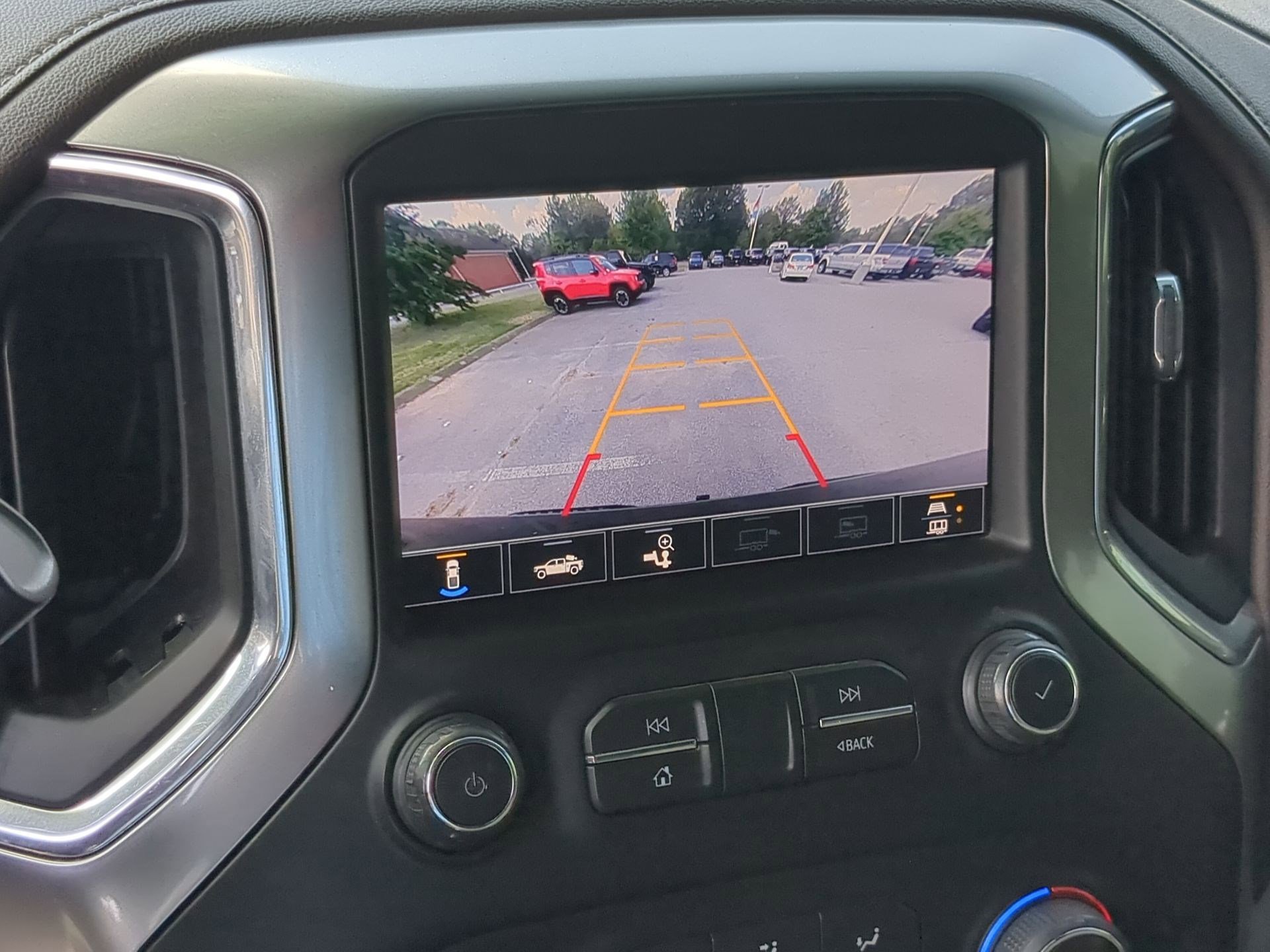 2020 Chevrolet Silverado 1500 LT Trail Boss photo 13