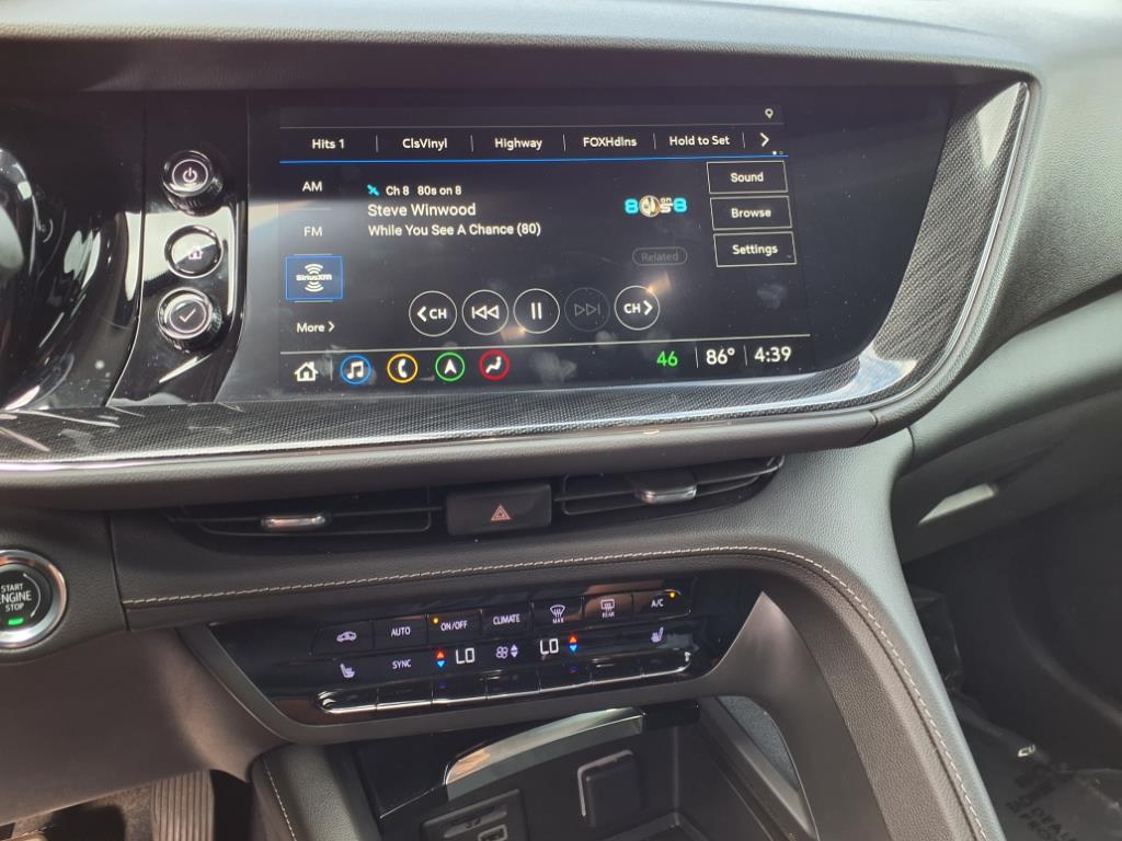 2022 Buick Envision Essence photo 21