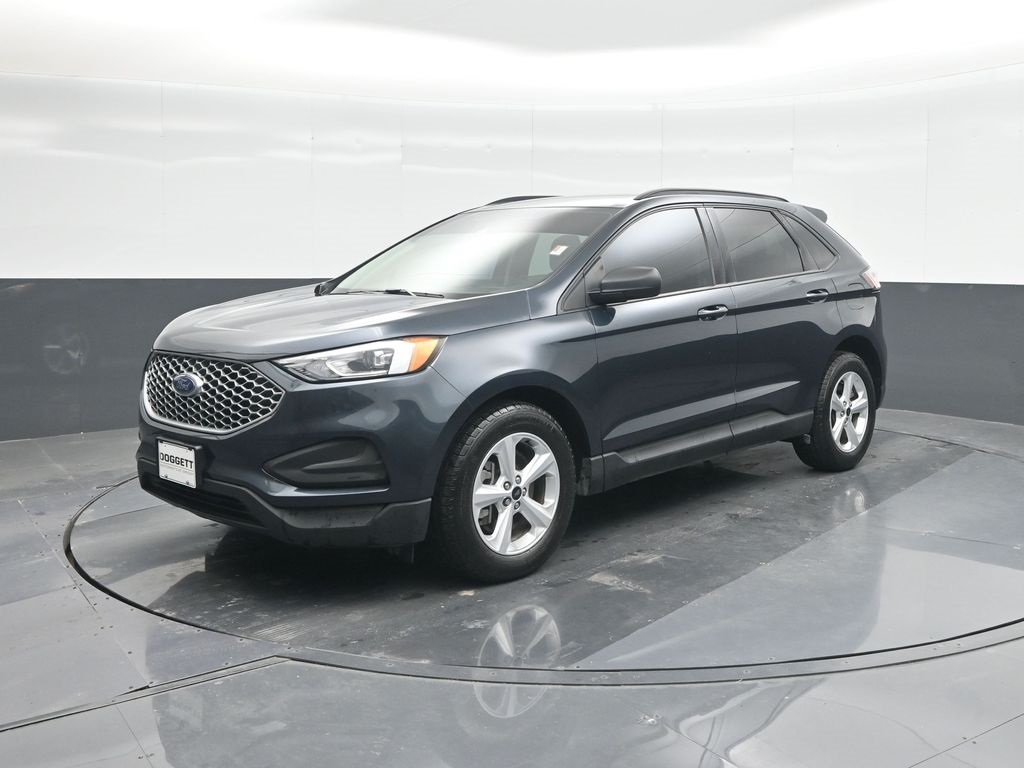 2023 Ford Edge SE's photo