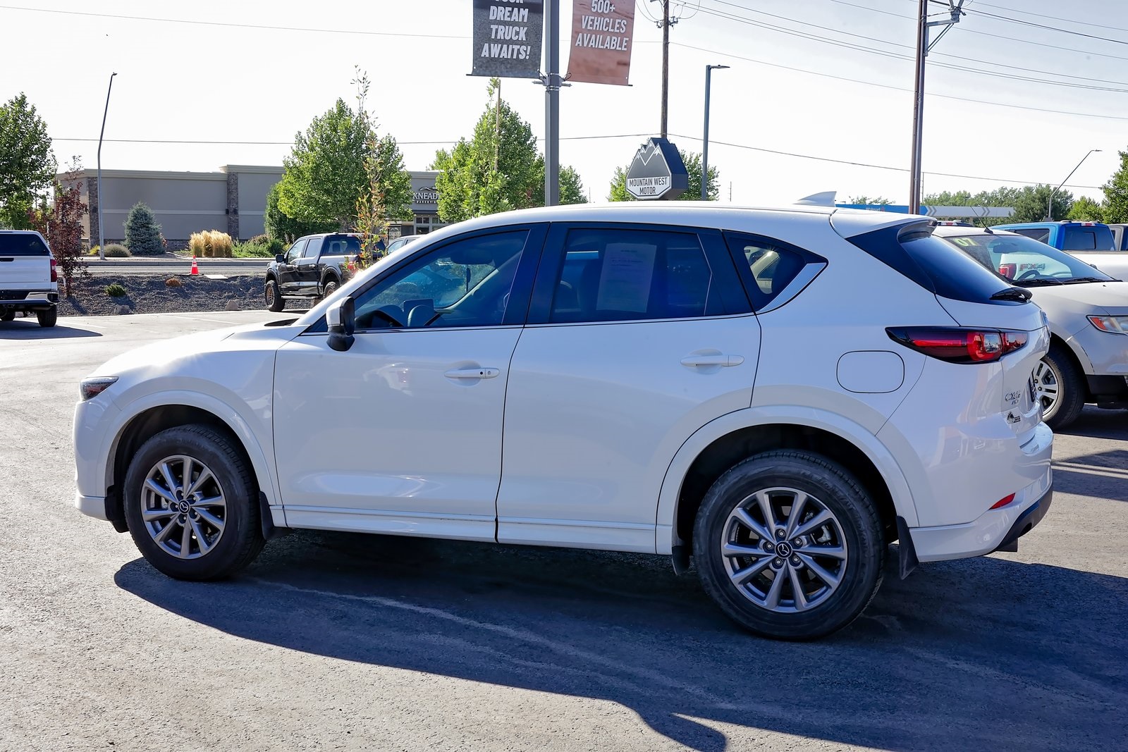 2024 Mazda CX-5 2.5 S Preferred photo 8
