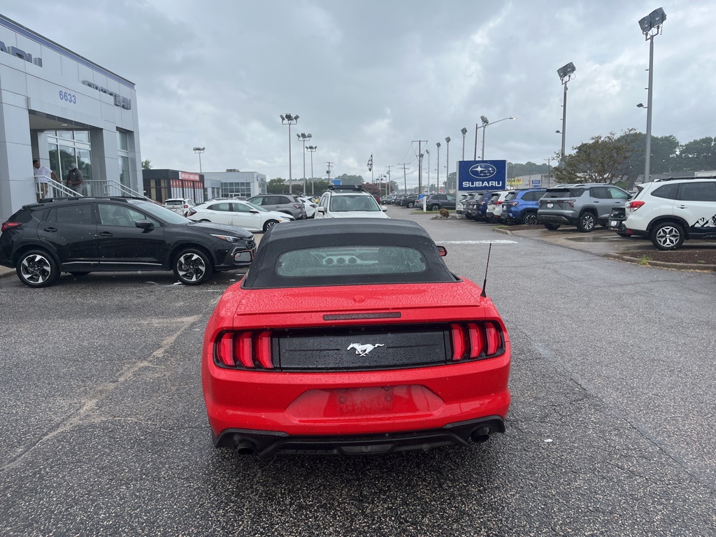 2020 Ford Mustang EcoBoost Premium photo 4