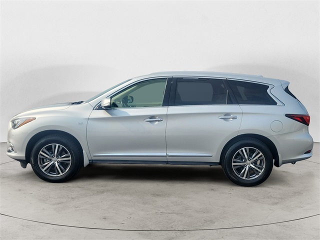 2020 Infiniti QX60 Luxe photo 2