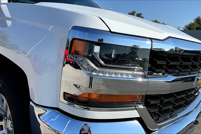 2018 Chevrolet Silverado 1500 LT photo 30